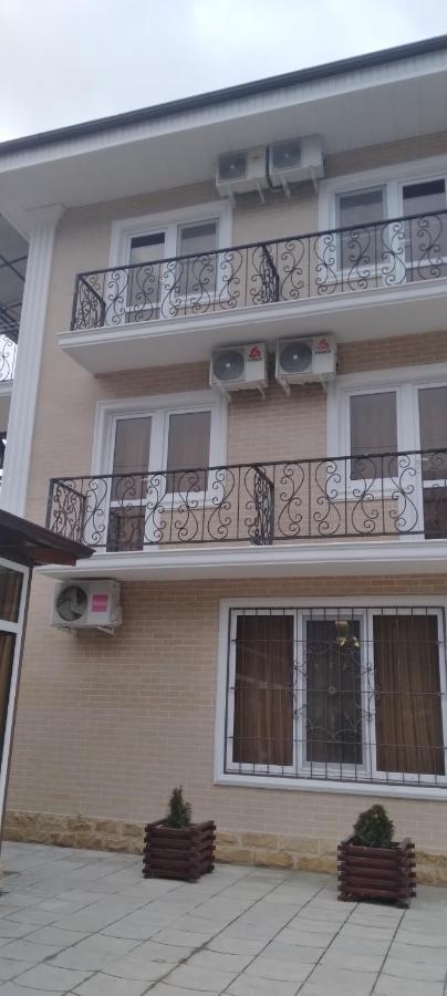 Mini-Hotel Yanson 2 Гагра Екстер'єр фото