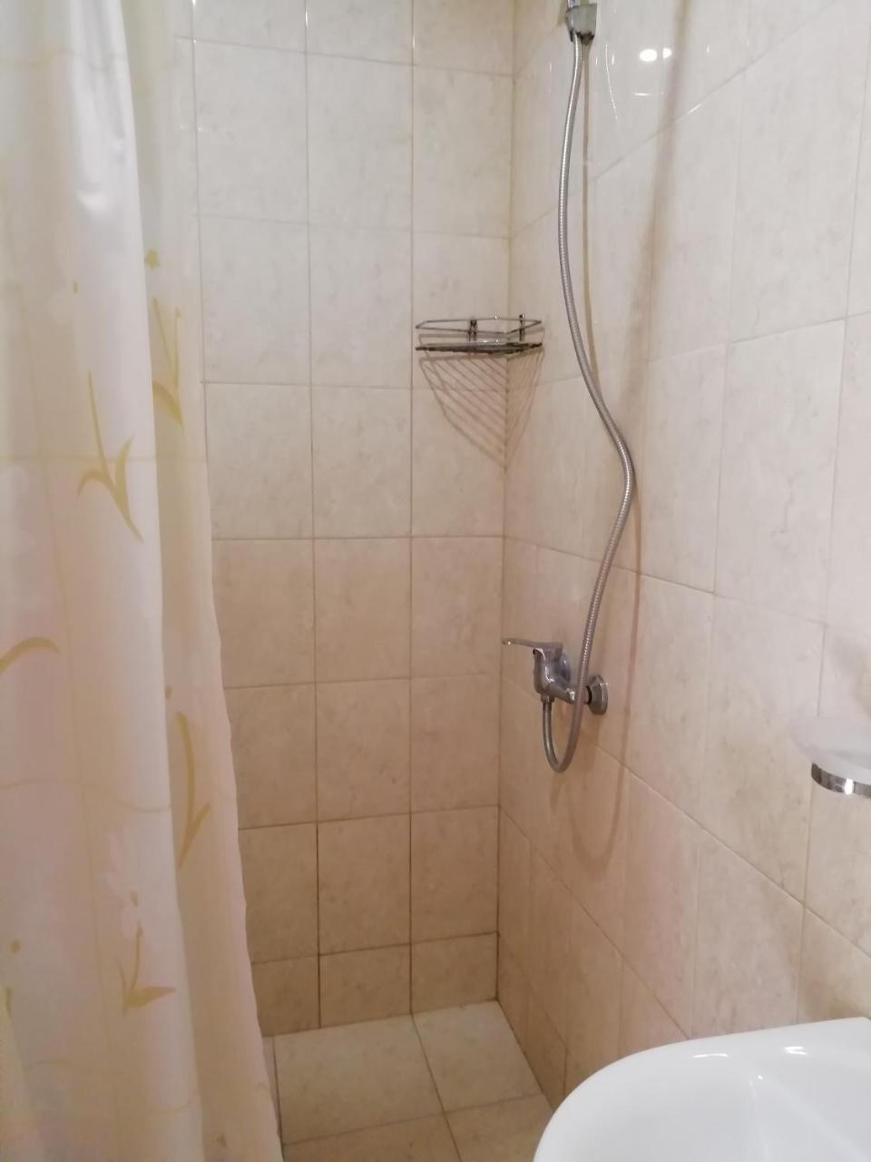 Mini-Hotel Yanson 2 Гагра Екстер'єр фото