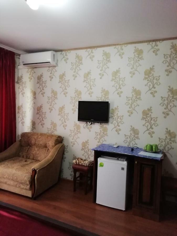 Mini-Hotel Yanson 2 Гагра Екстер'єр фото
